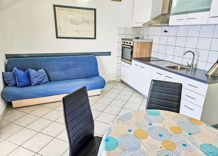 Snjezana-4 By Interhome شقة